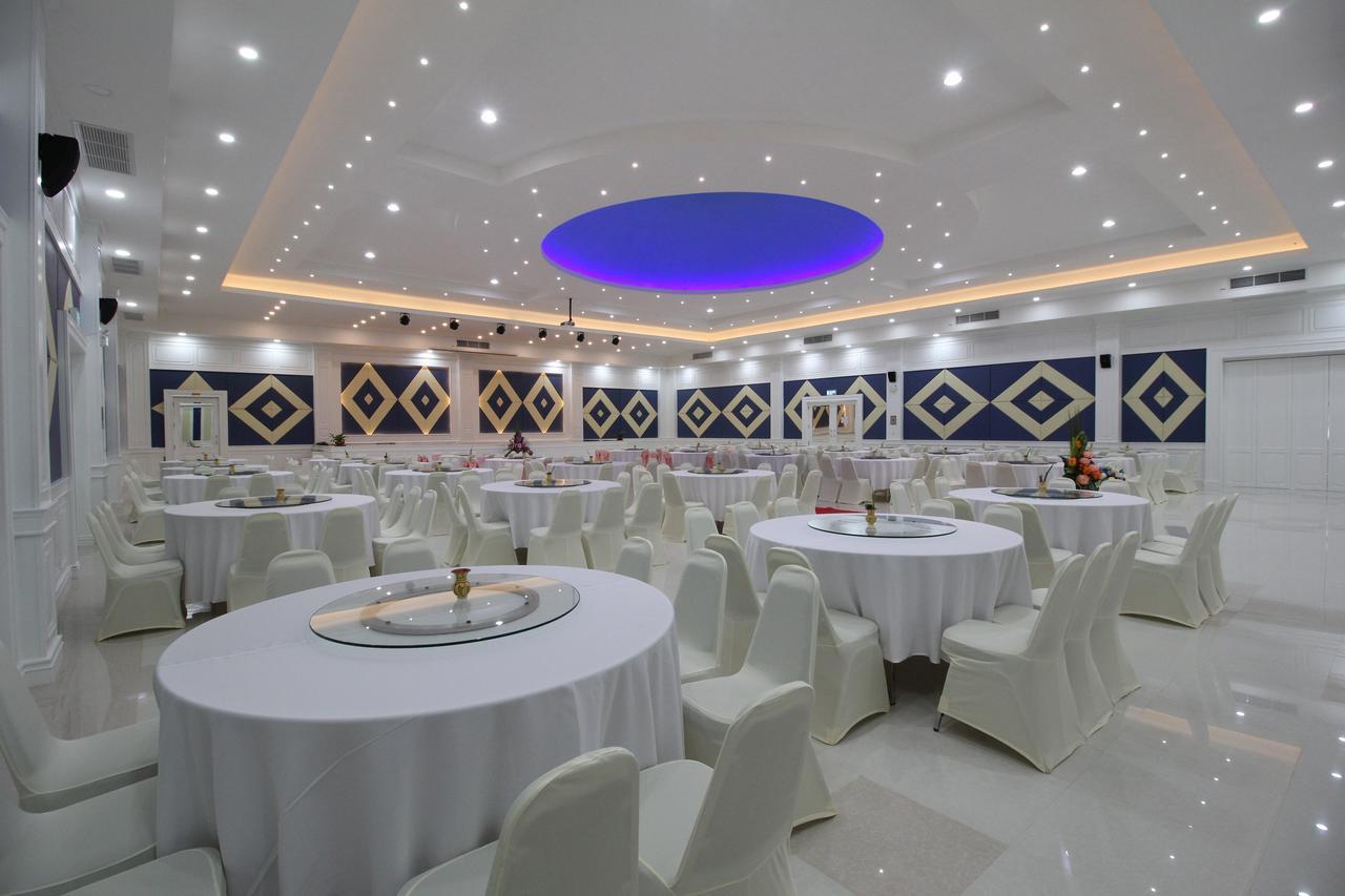 Nonghan Grand Hotel And Resort Amphoe Nong Han Exterior foto