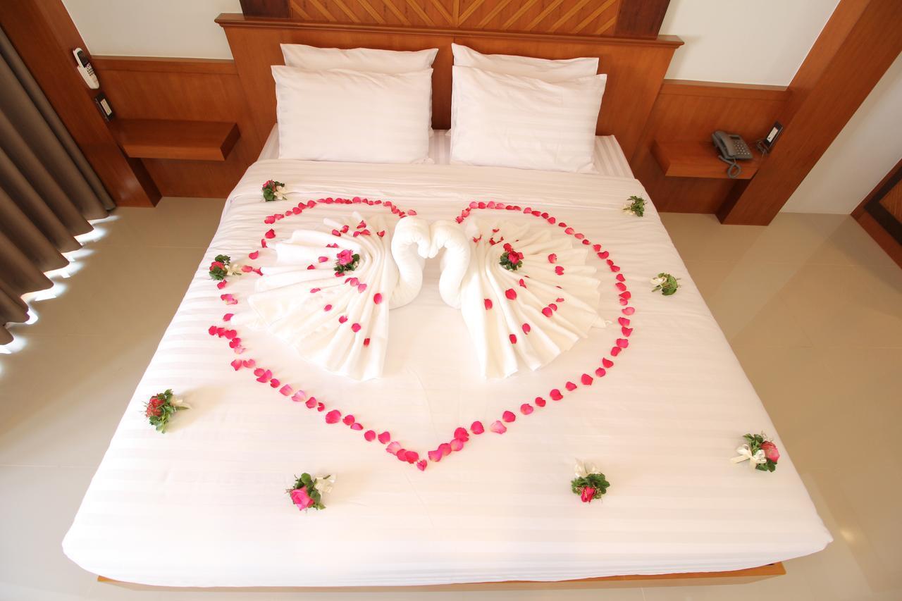 Nonghan Grand Hotel And Resort Amphoe Nong Han Exterior foto